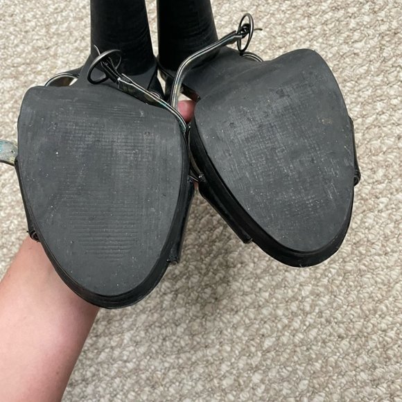 Fossil black strappy heels flower size 9.5 - Picture 9 of 14